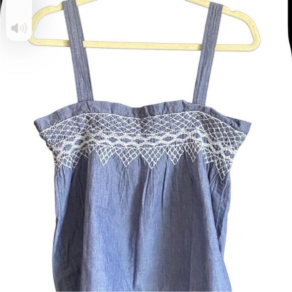 NWOT Current/Elliot Embroidered Smocked Chambray Tank Top. Size S/M. - Picture 5 of 9